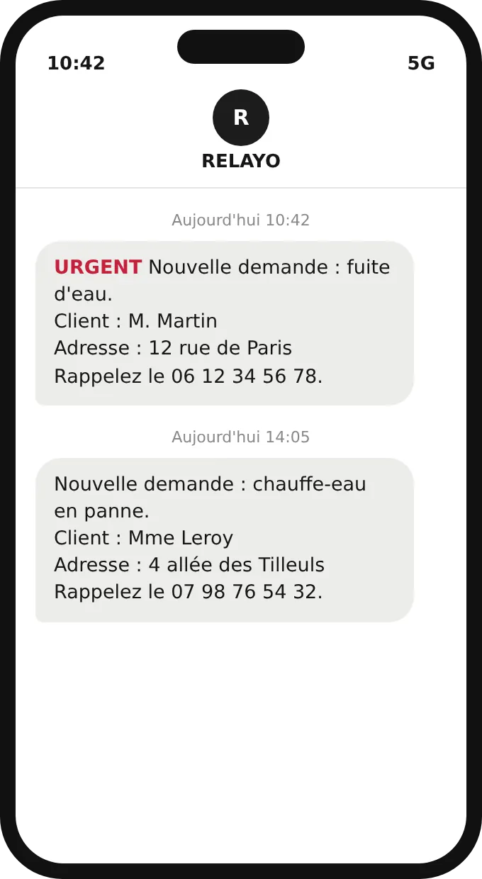SMS reçu par l'artisan : demande urgente pour une fuite d'eau chez M. Martin, avec l'adresse et le numéro à rappeler.